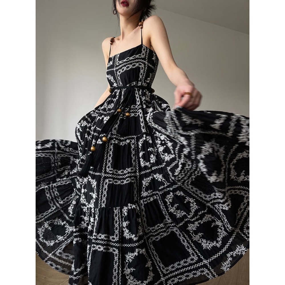 Elegant Black and White Patterned Summer Dress with Belt